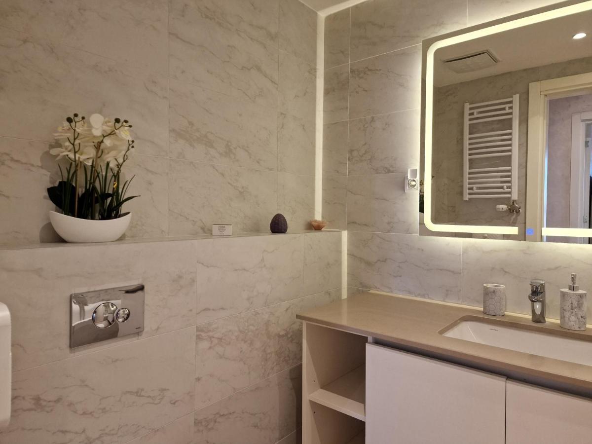 Ferienwohnung Beograd Na Vodi - BW Arcadia Luxury Exterior foto