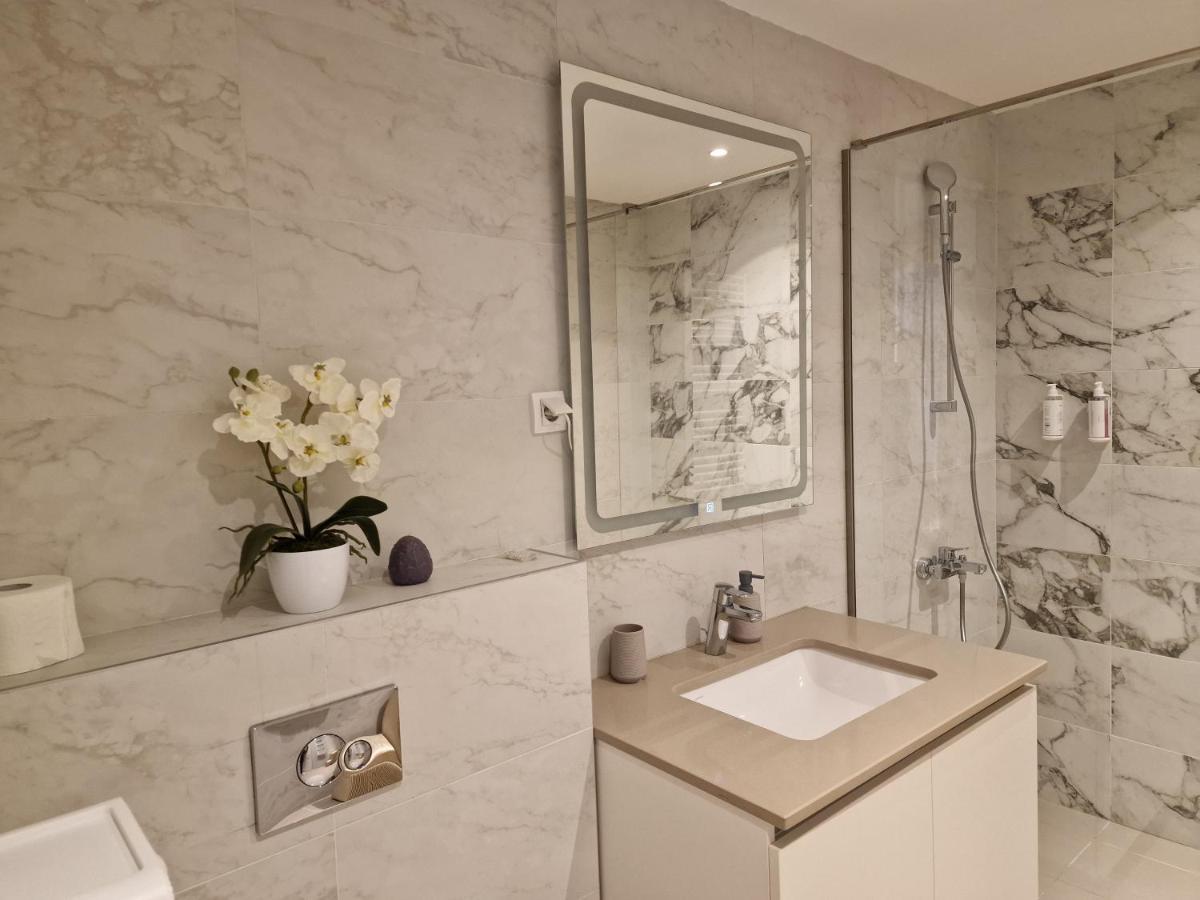 Ferienwohnung Beograd Na Vodi - BW Arcadia Luxury Exterior foto